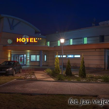 Majewski Hotel & Spa Malbork Exteriör bild