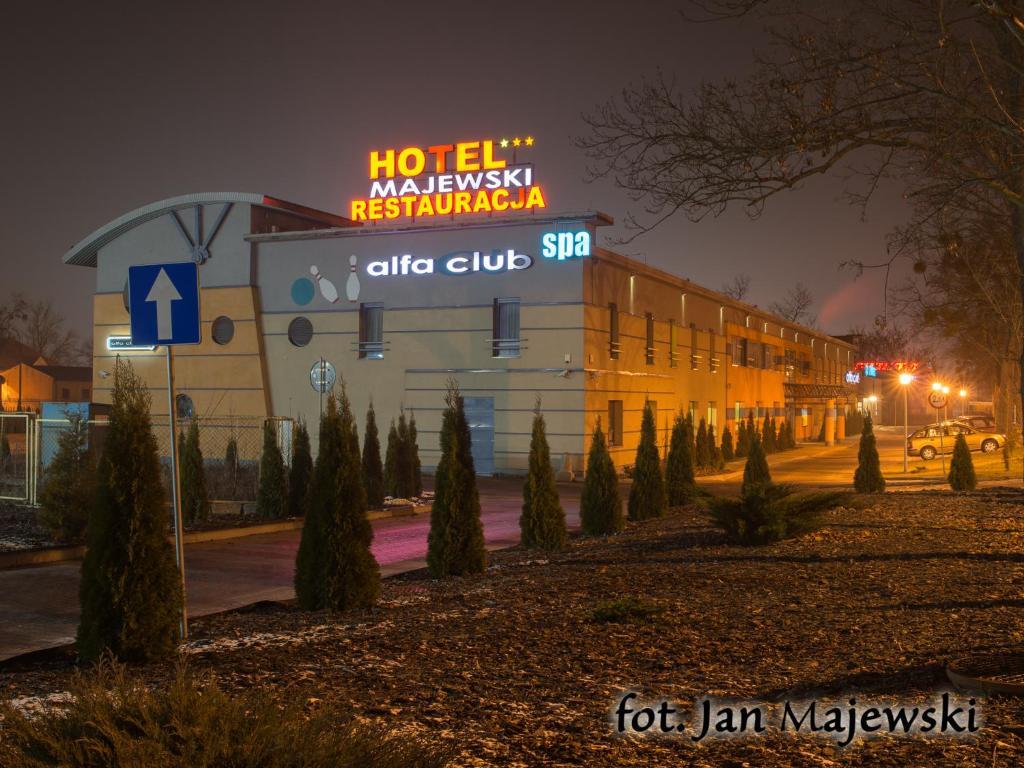 Majewski Hotel & Spa Malbork Exteriör bild